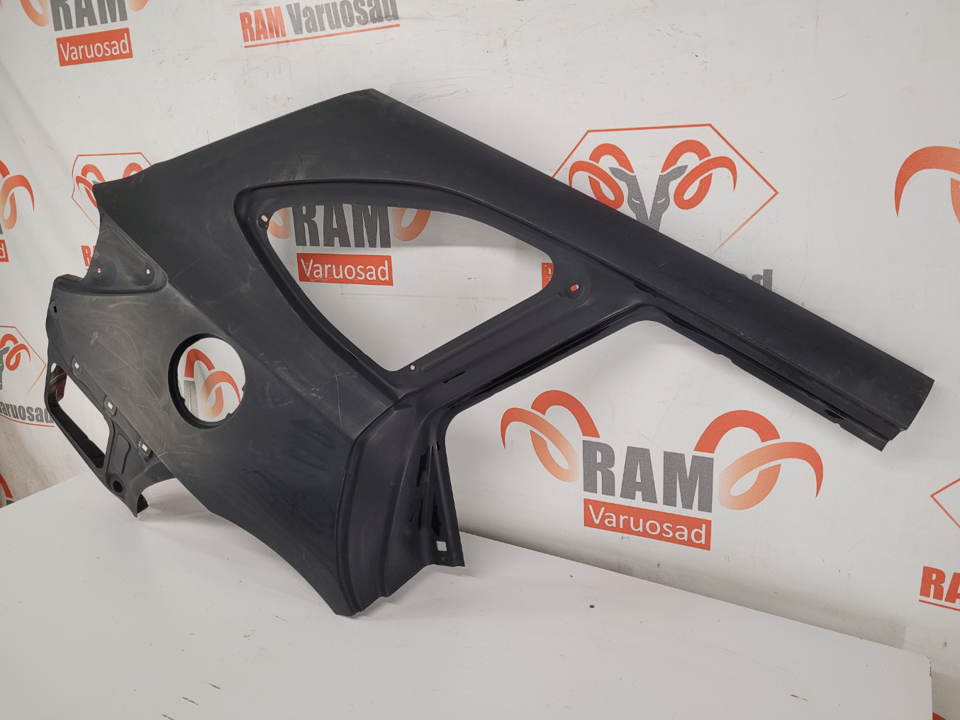 Subaru Outback 14- tagatiib / rear fender - pilt 2