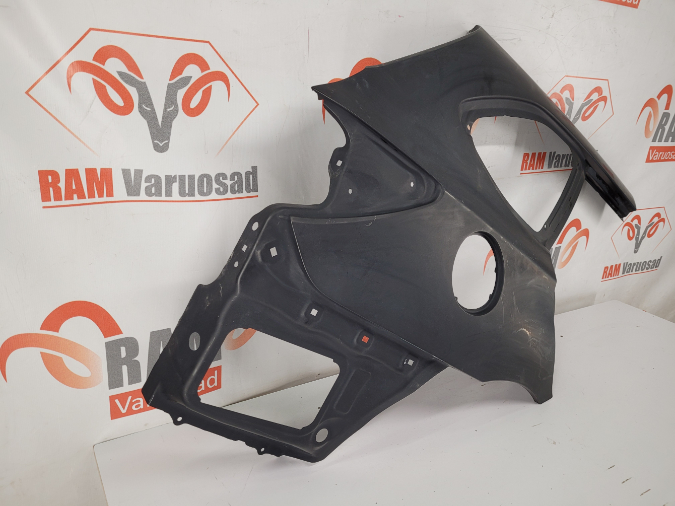 Subaru Outback 14- tagatiib / rear fender - pilt 3