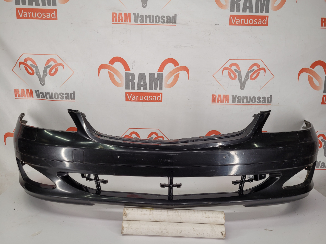 Mercedes W221 eesmine stange/ front bumper