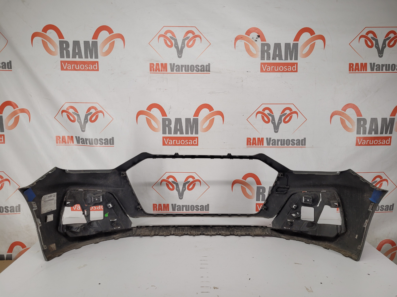Audi S1 A1 esistange / front bumper - pilt 4