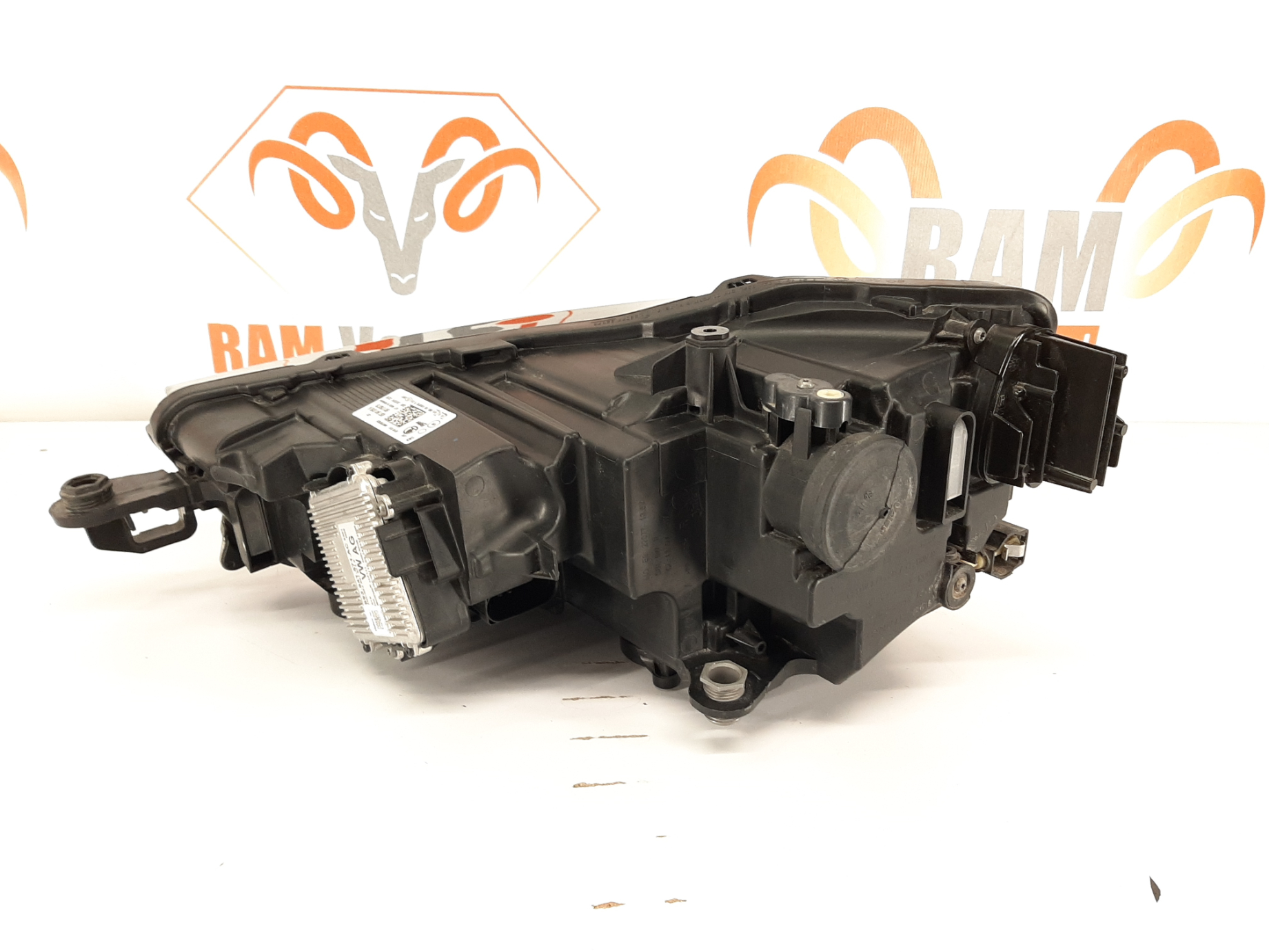 Skoda Scala esituli / headlight - pilt 4