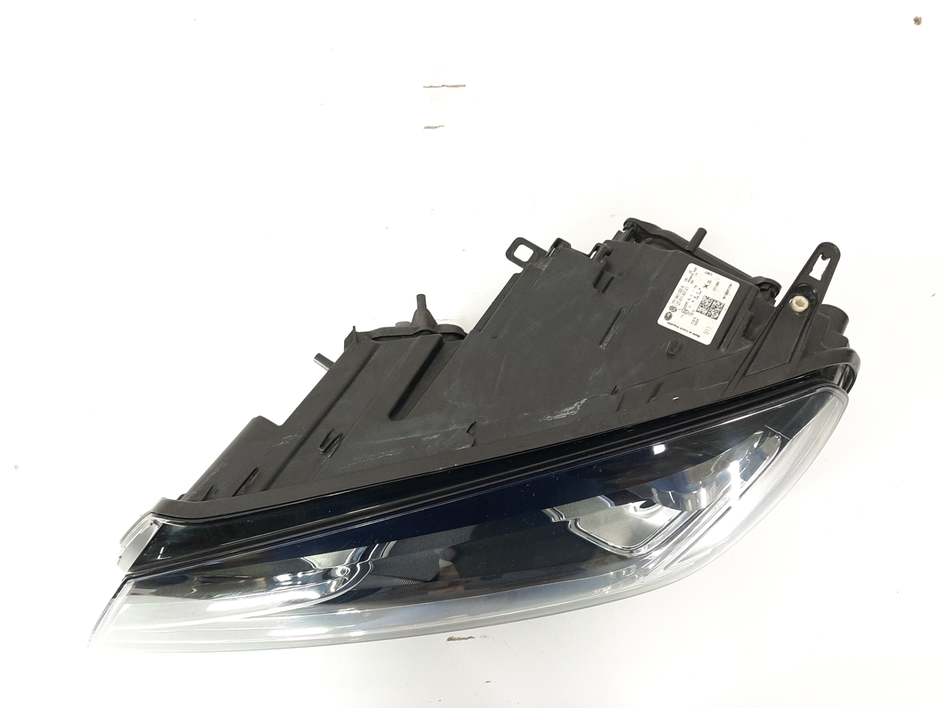 VW Touareg fl esituli / headlight - pilt 3