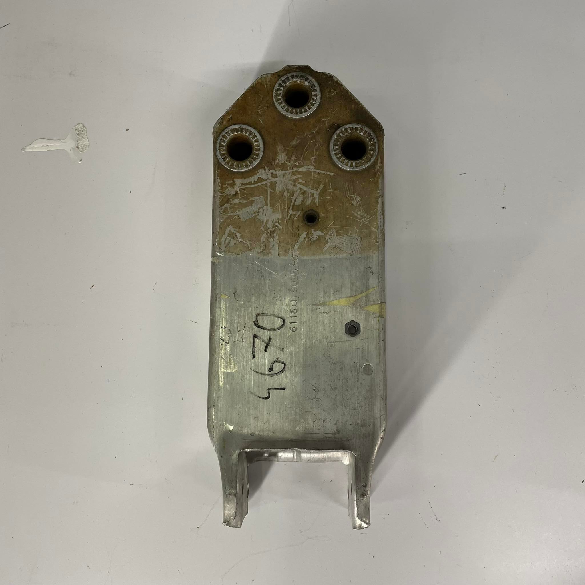 BMW F10 stangetala jalg / holder for front carrier