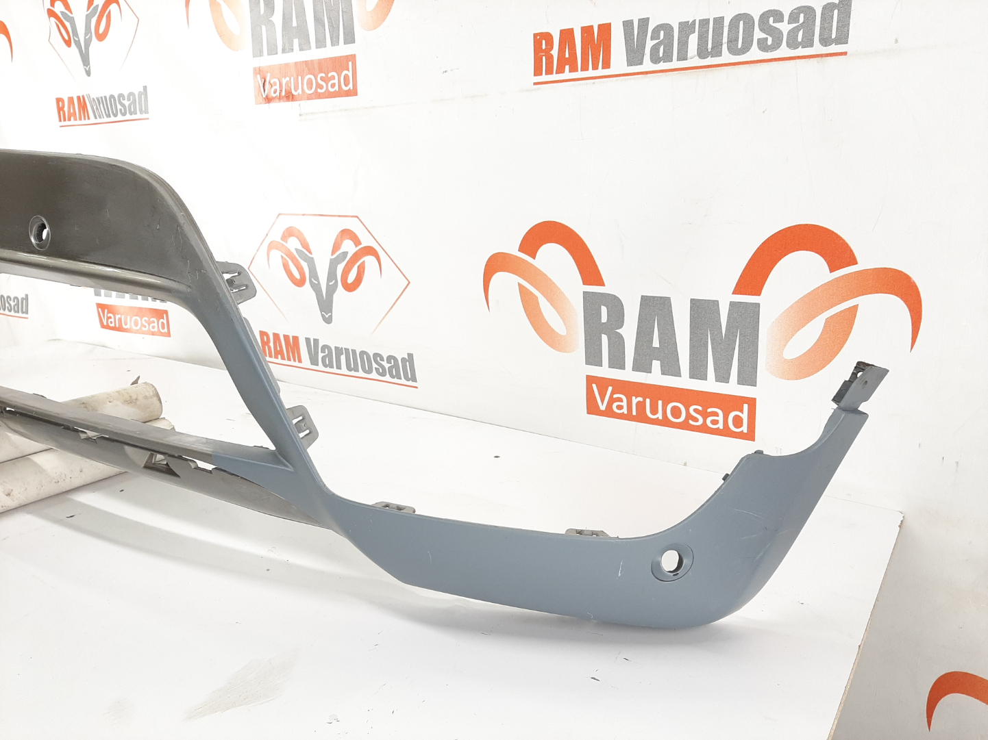 BMW X5 E70 esistange lisa/ front bumper lip - pilt 3