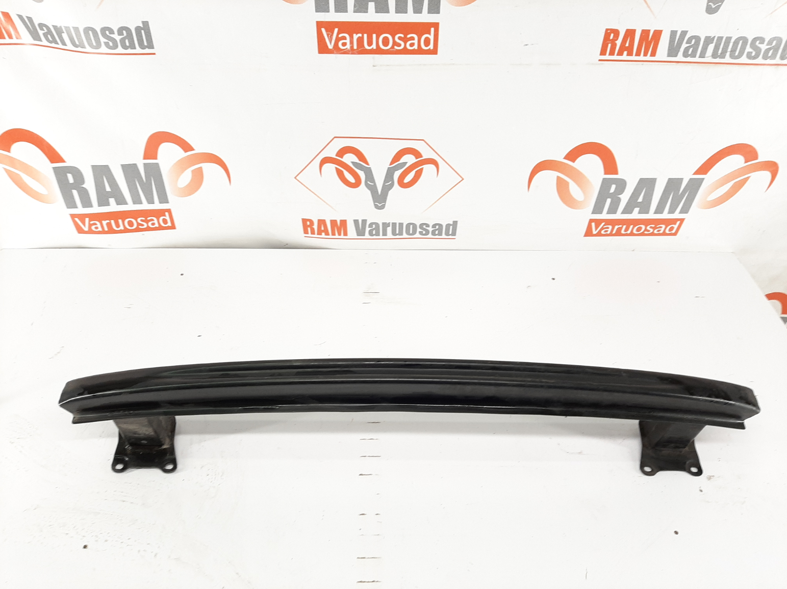 Volkswagen Golf univ/Jetta  taga stange tala/ rear crash bar