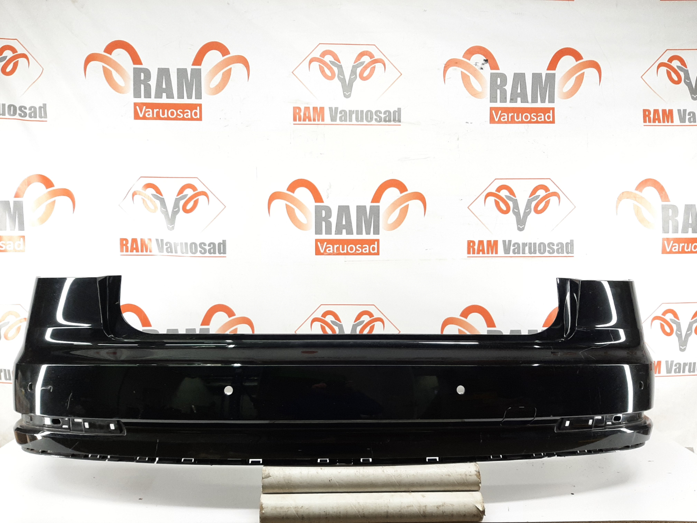 Audi A8 tagastange/ rear bumper