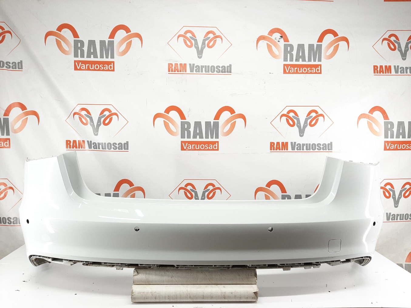 Audi A6 C7 tagastange/ rear bumper