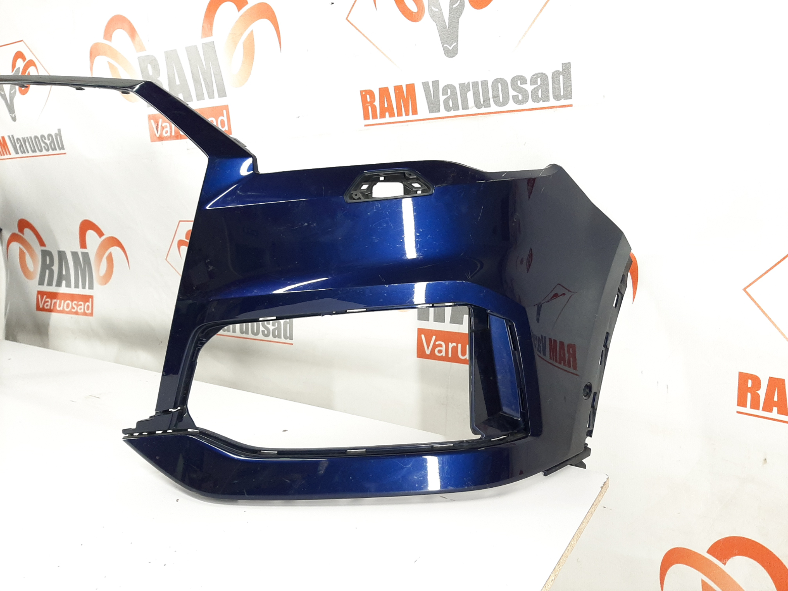 Audi Q7 esistange/ front bumper - pilt 3