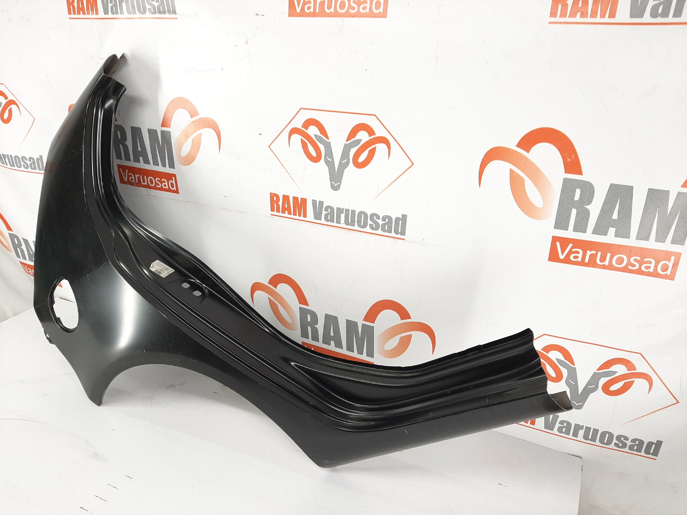 Volkswagen Golf V tagatiib/ rear fender - pilt 2