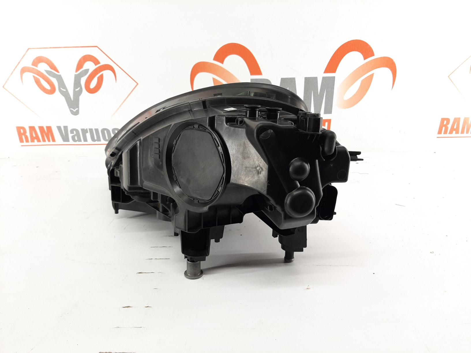 Porsche Cayenne esituli/ headlight - pilt 2
