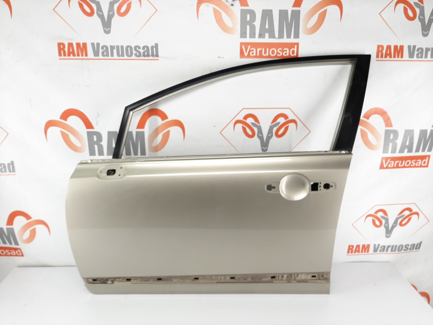 Honda Civic Sedan esiuks/ front door