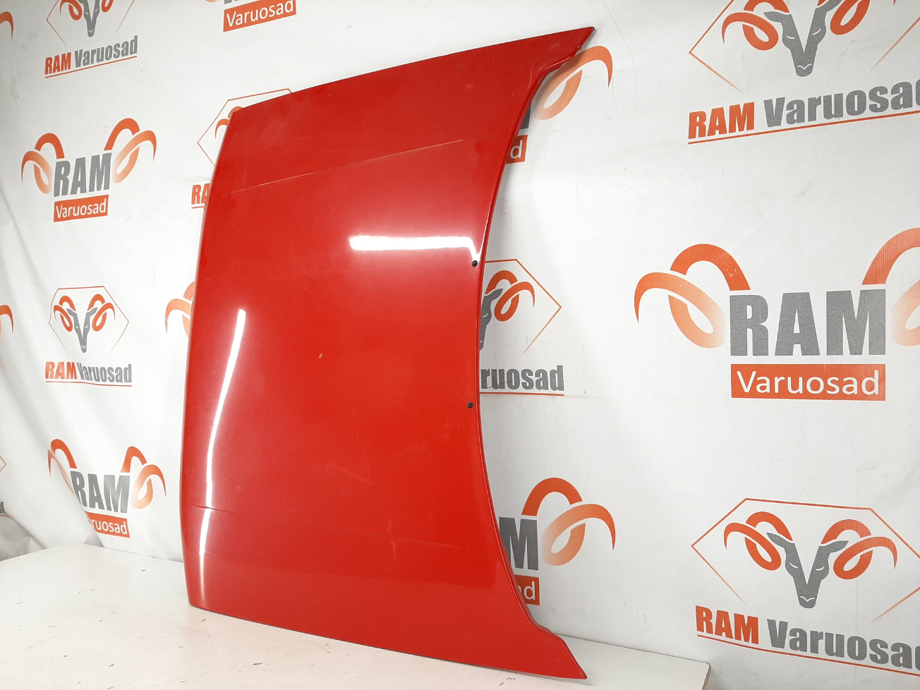 Peugeot 205 kapott / hood - pilt 3