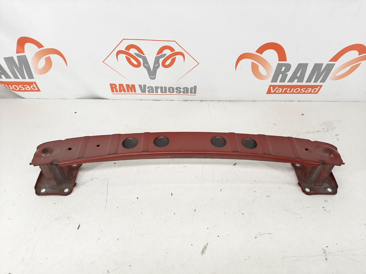 Mazda 3 taga tala/ rear crash bar