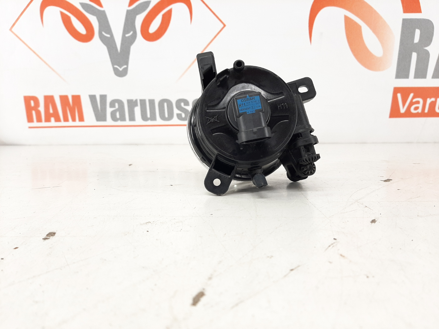 Audi A4 B8 udutuli/ fog light - pilt 2