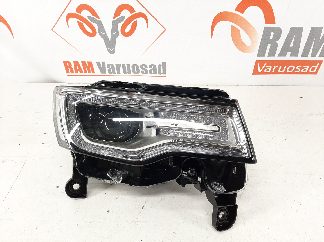 Jeep Grand Cherokee AFS esituli/headlight