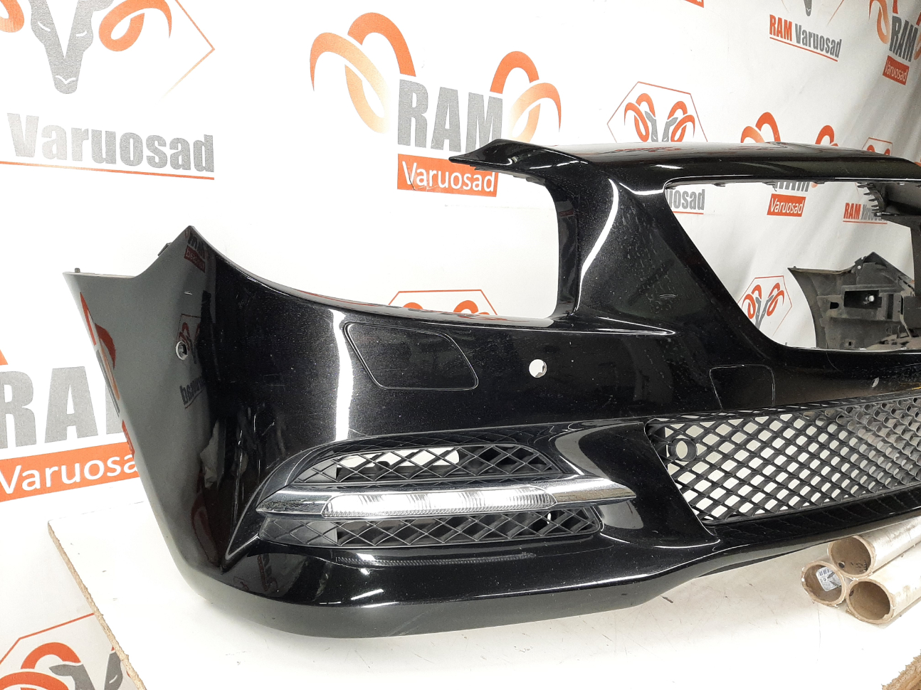 Mercedes SL W231 esistange/ front bumper - pilt 2