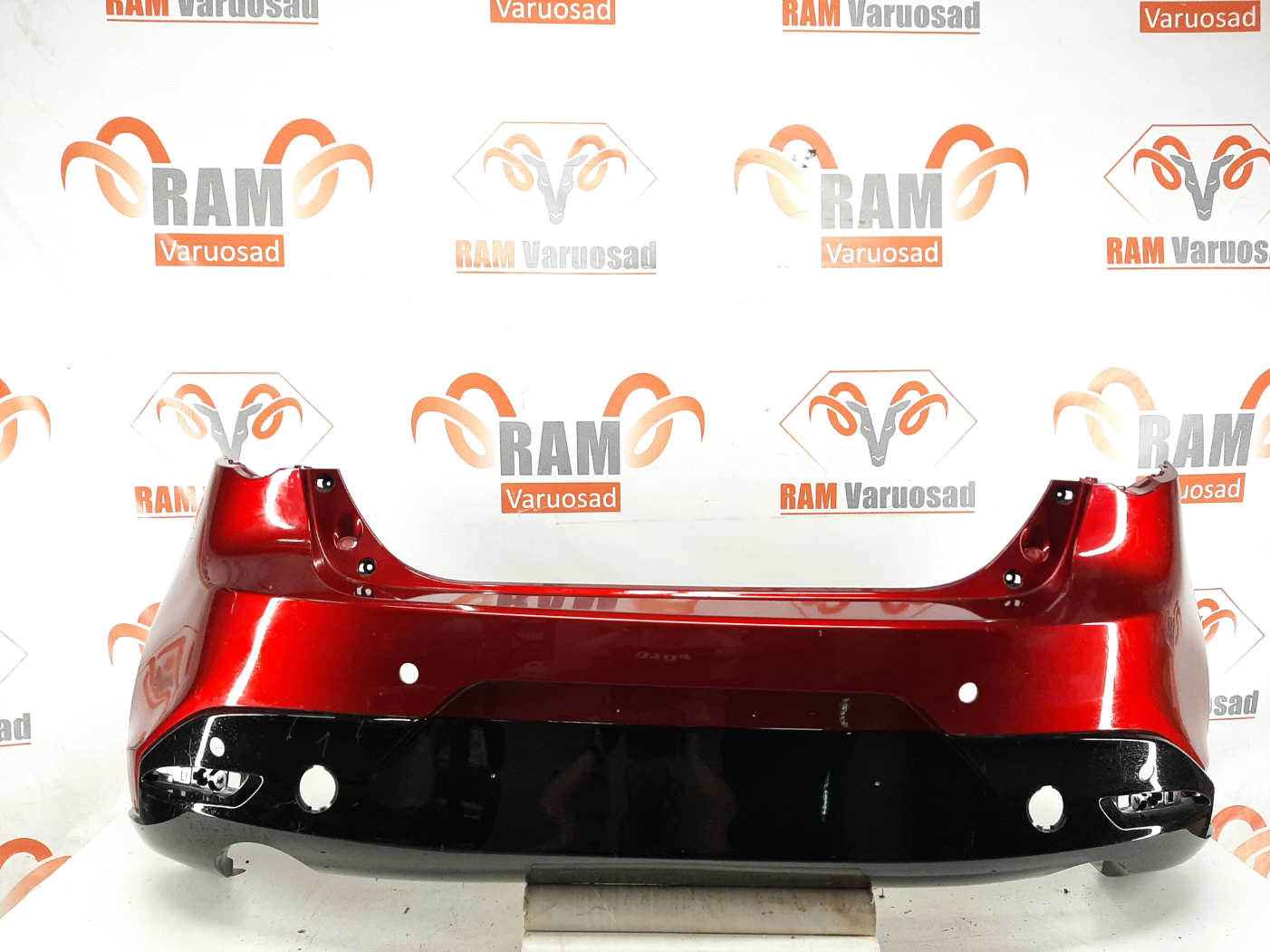 Mazda 3 taga stange / rear bumper
