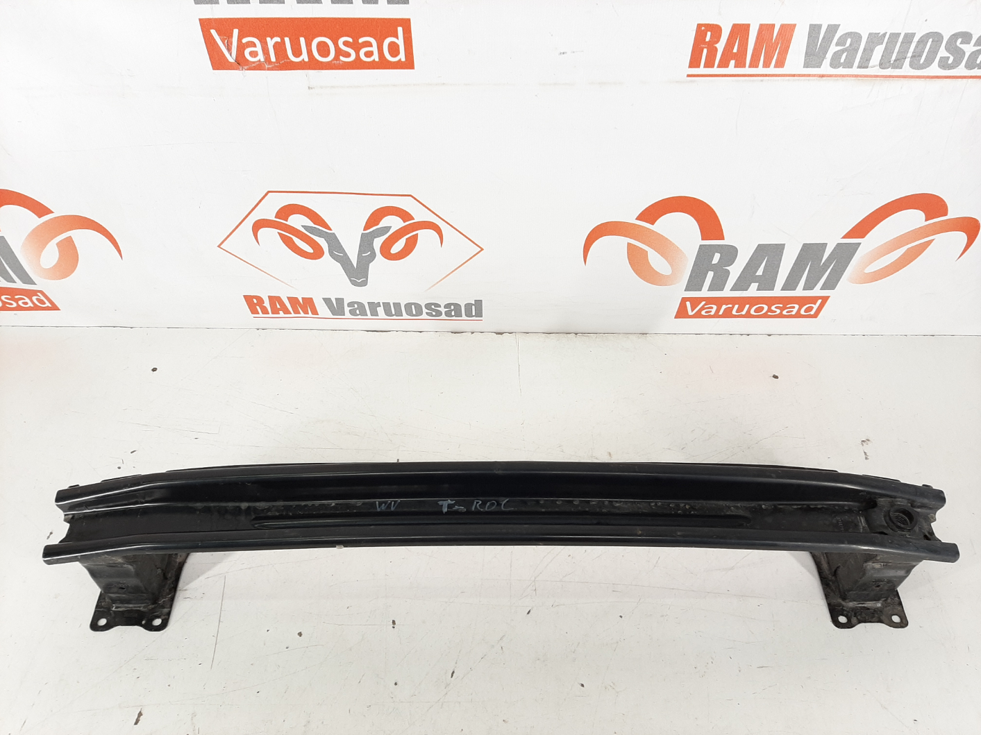 Volkswagen T-ROC taga stange tala/ rear crash bar