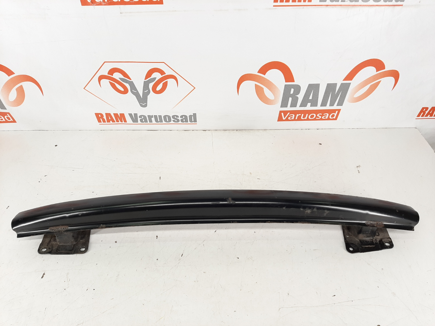Volkswagen Polo taga stange tala/ rear crash bar