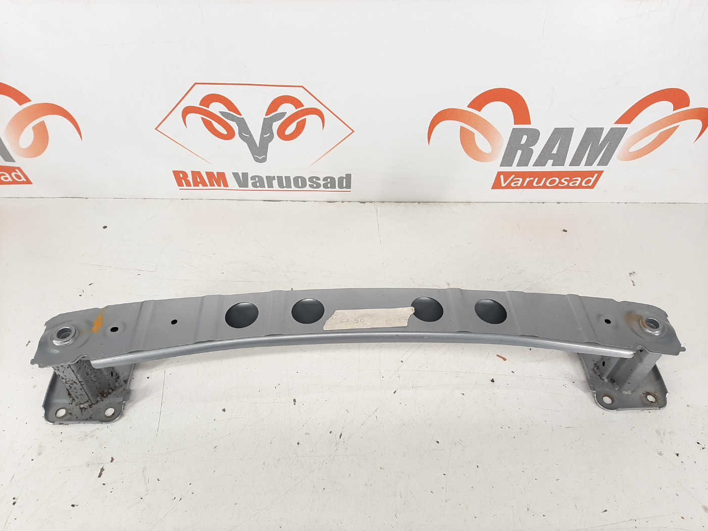 Mazda 3 taga tala/ rear crash bar