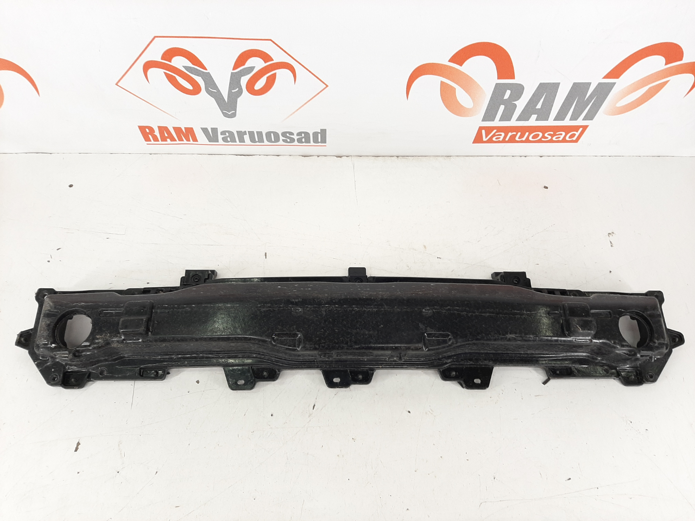 Kia Sportage tagumise kaitseraua tala/ rear crash bar