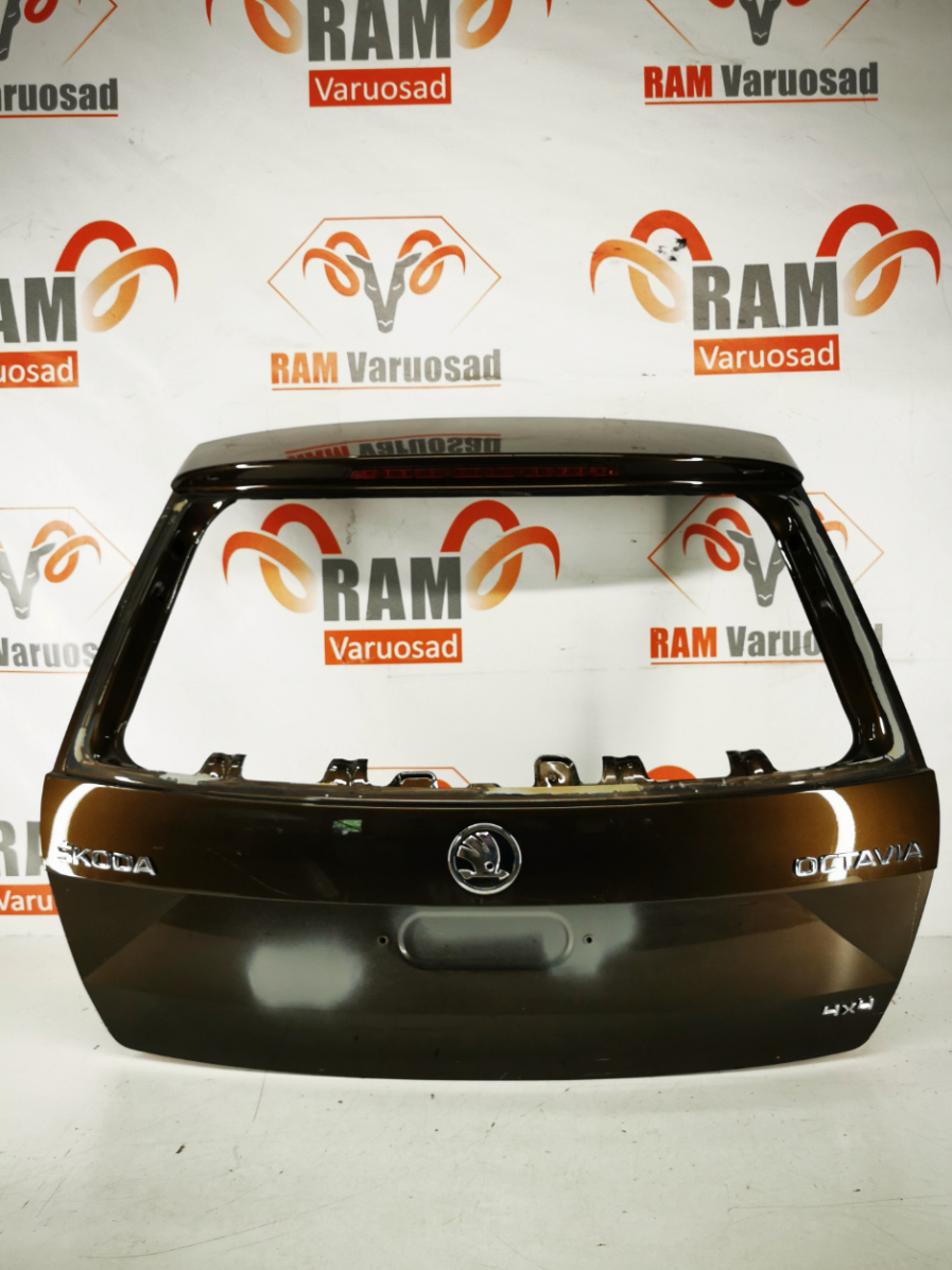Skoda Octavia tagaluuk/ trunk lid