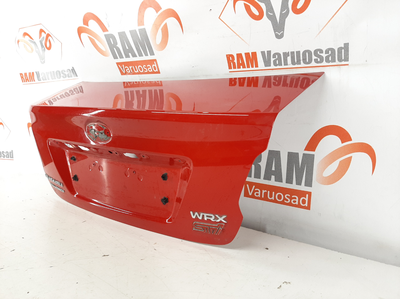 Subaru Impreza WRX tagaluuk/ trunk lid - pilt 2