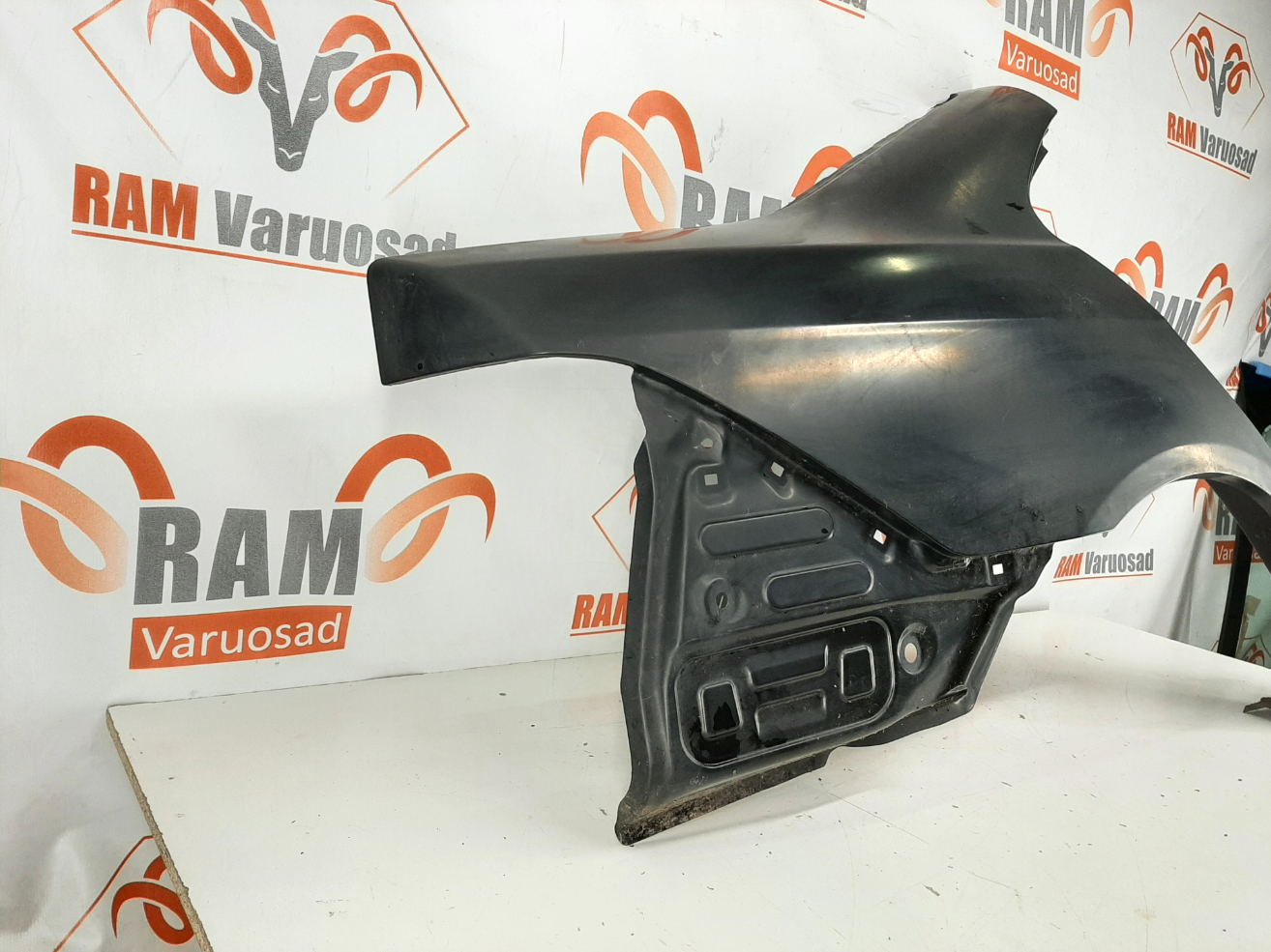 Honda Accord tagatiib/ rear fender - pilt 2