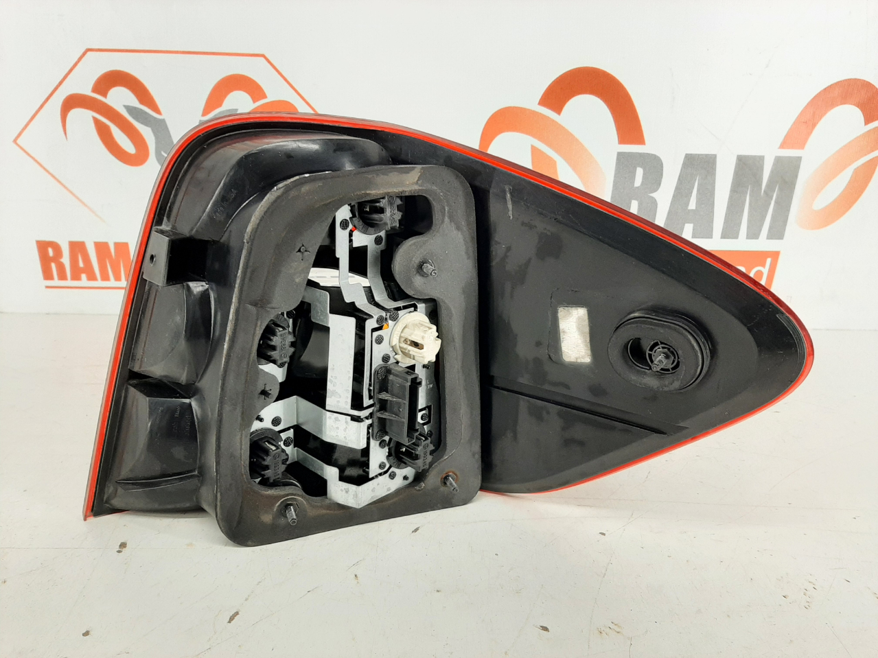 Mercedes ML W164 tagatuli / rear light - pilt 2