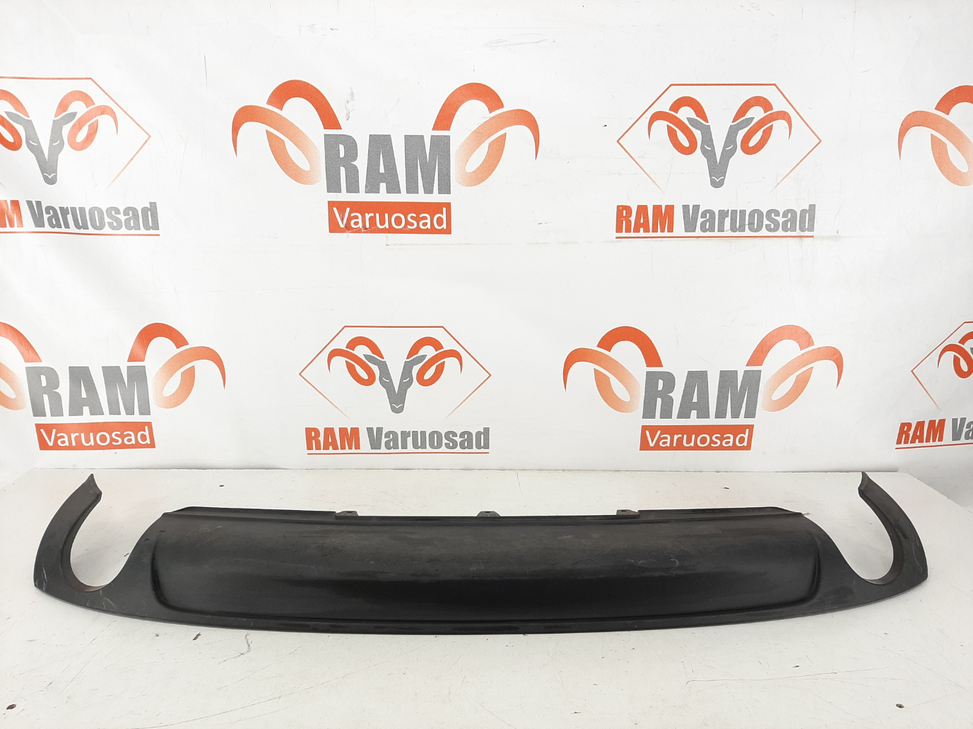 Audi A5 5D tagastange lisa / rear bumper spoiler