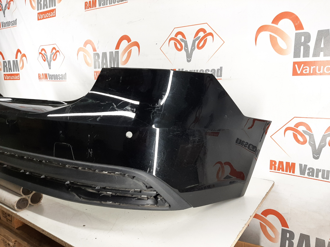 Audi A7 taga stange/ rear bumper - pilt 3
