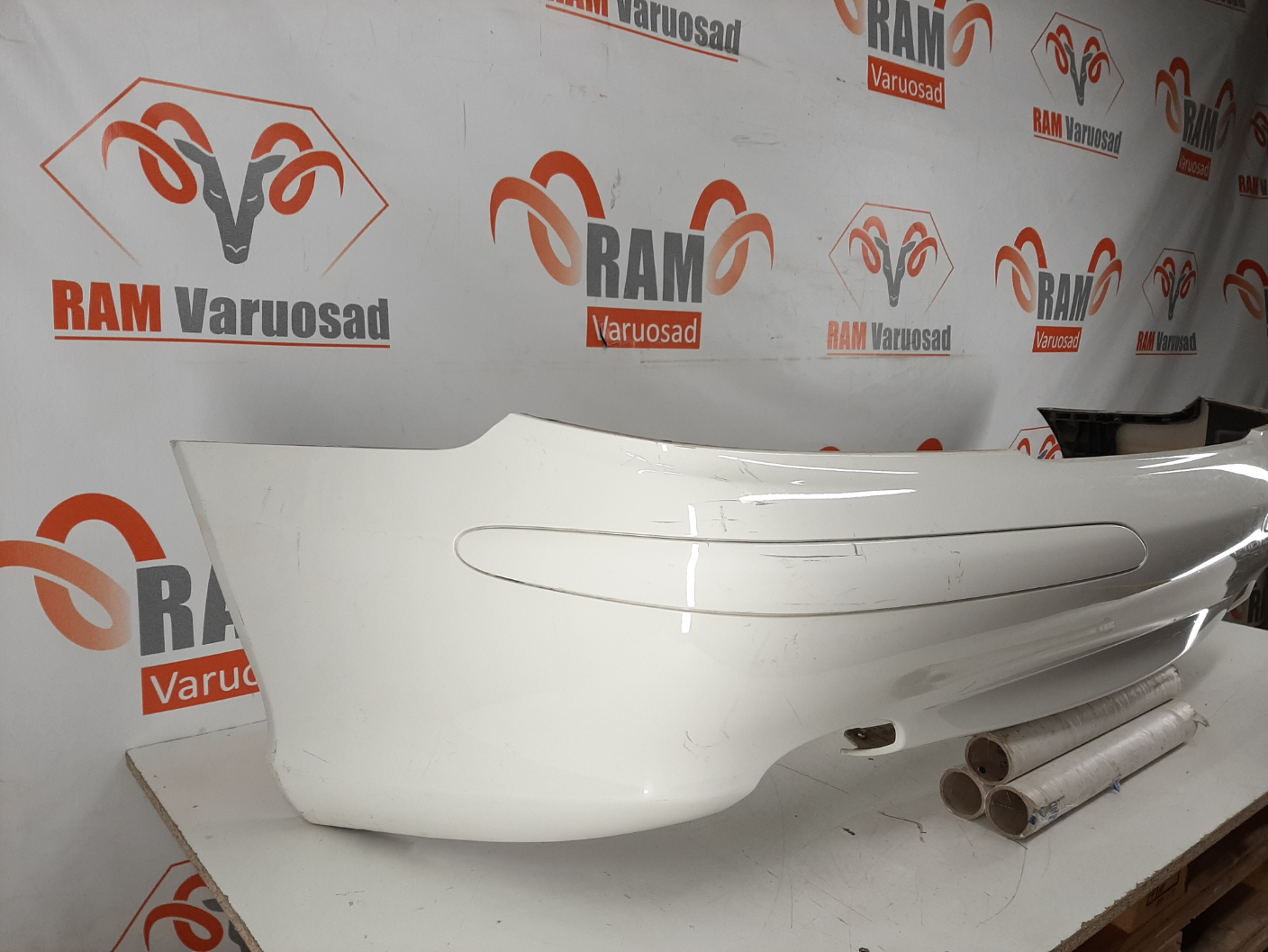 Mercedes SL W230 tagumine stange/ rear bumper - pilt 2