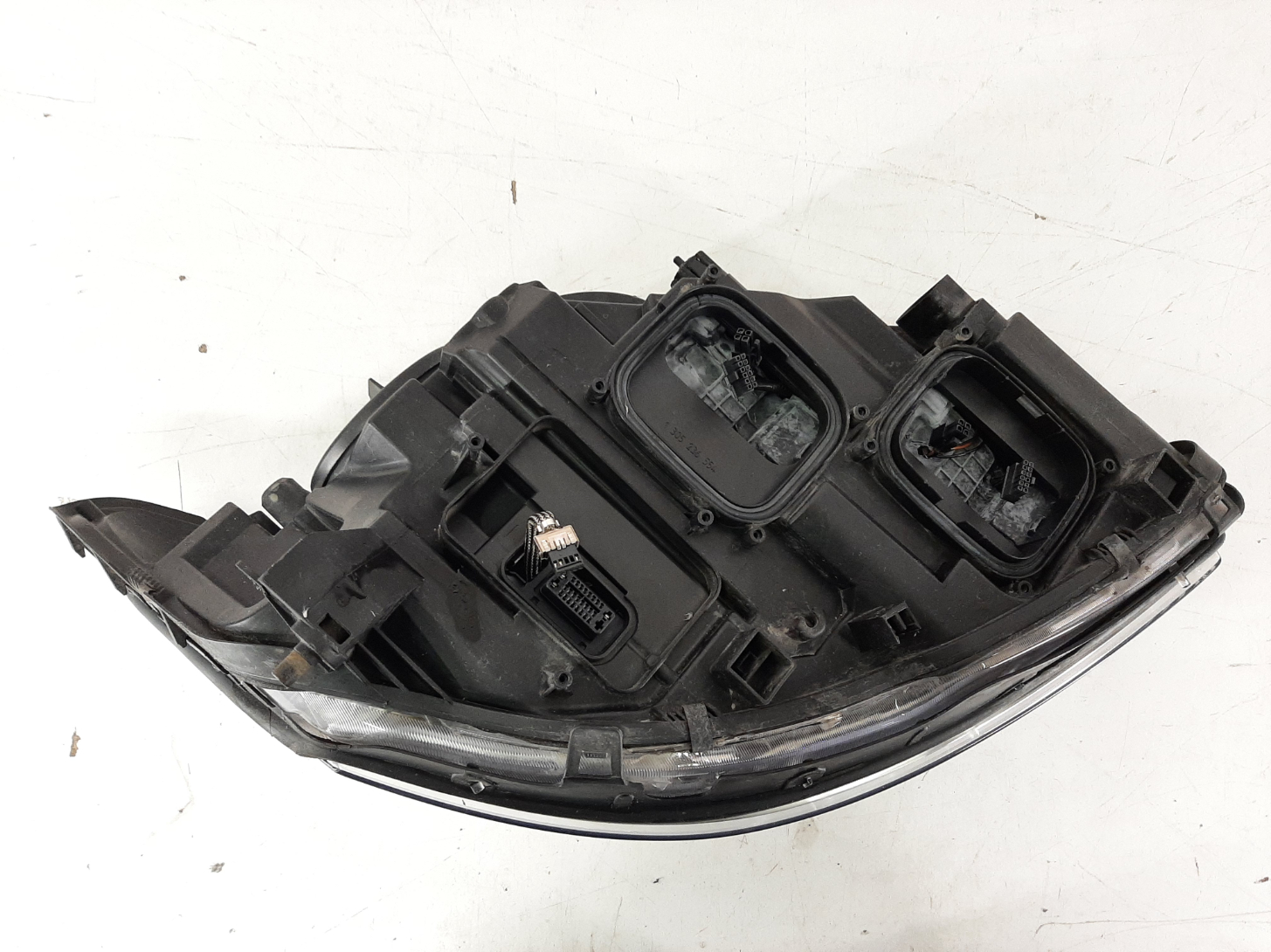 Mercedes W221 S-class esituli/ headlight - pilt 4
