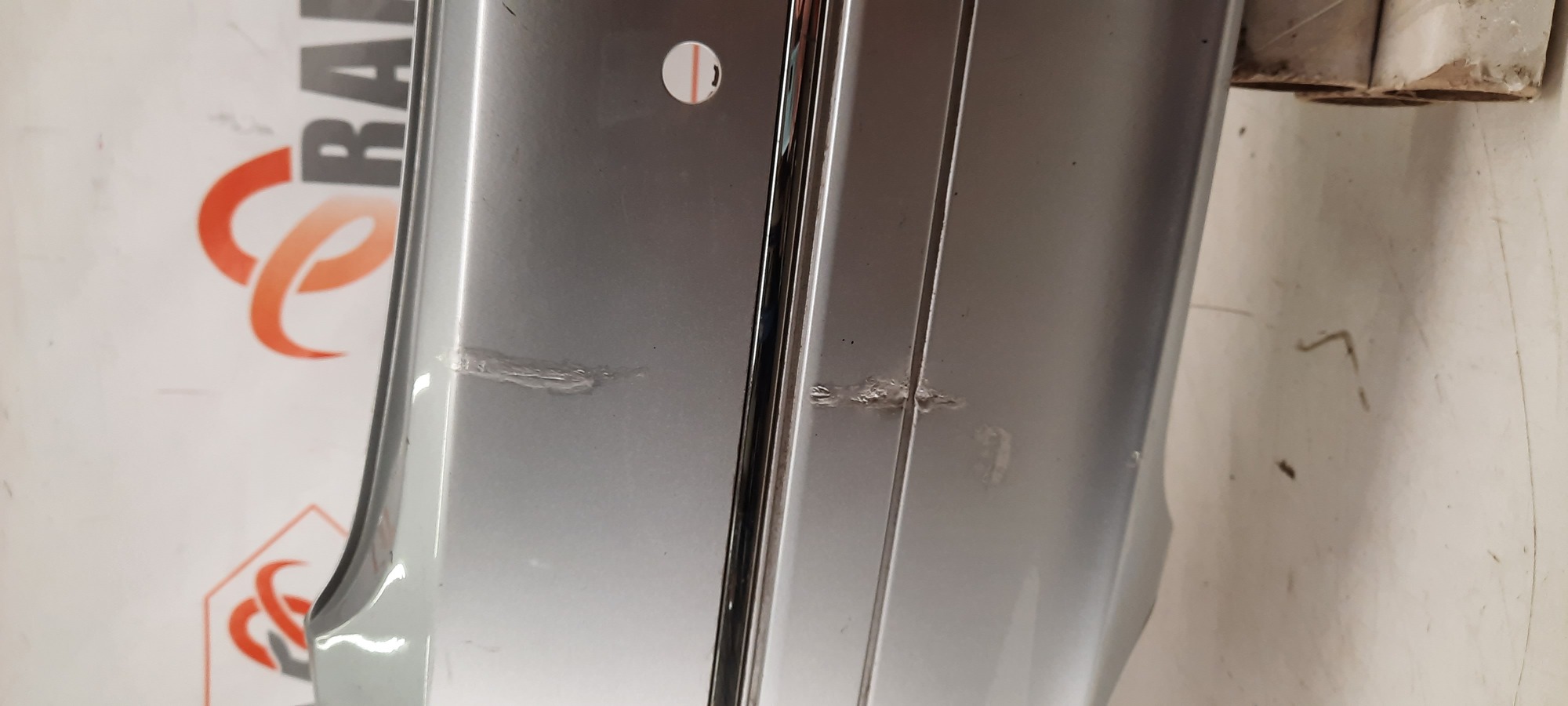Mercedes W204 C-klass  tagumine stange/ rear bumper - pilt 4