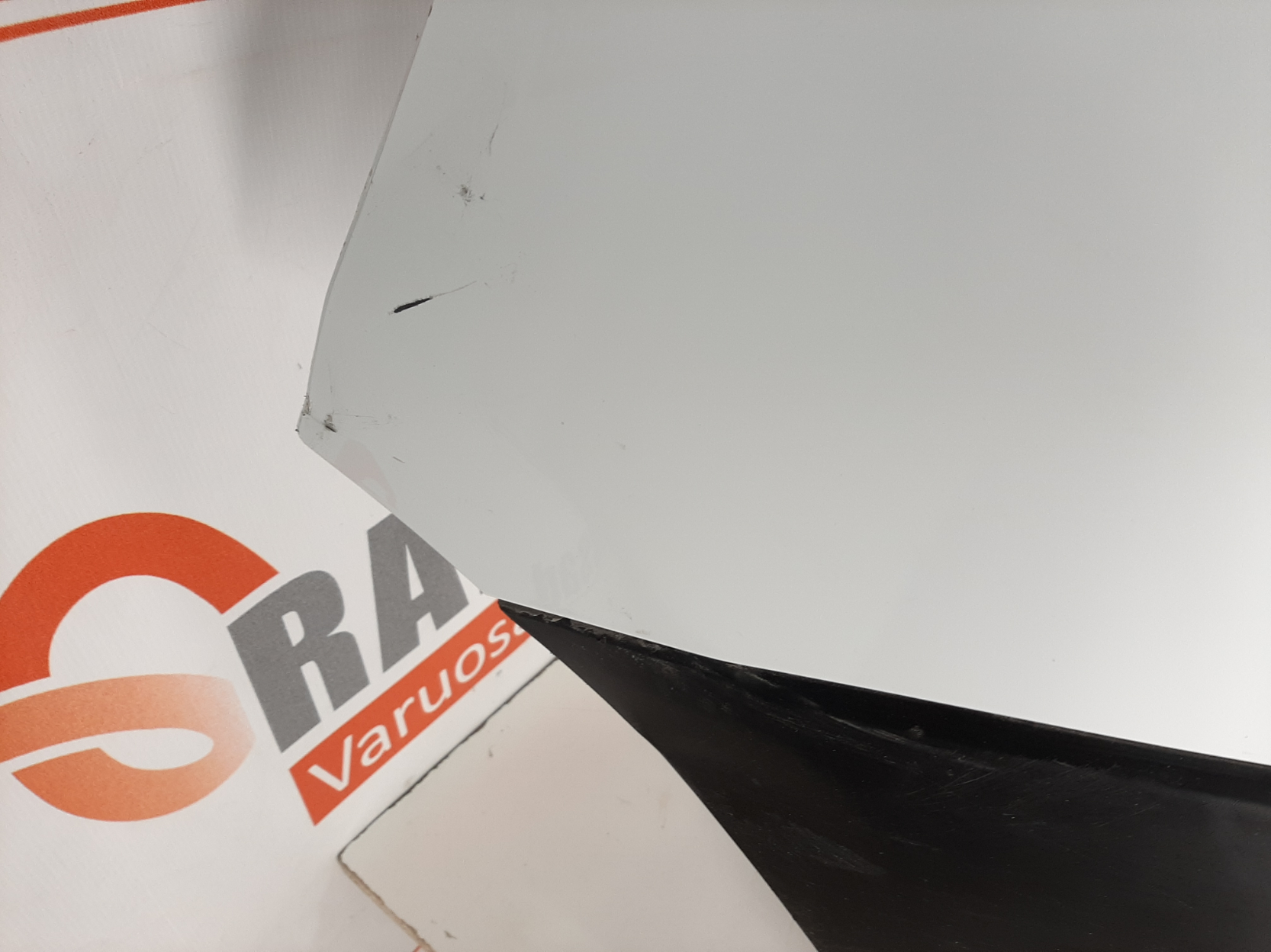 Renault Trafic esistange/ front bumper - pilt 3