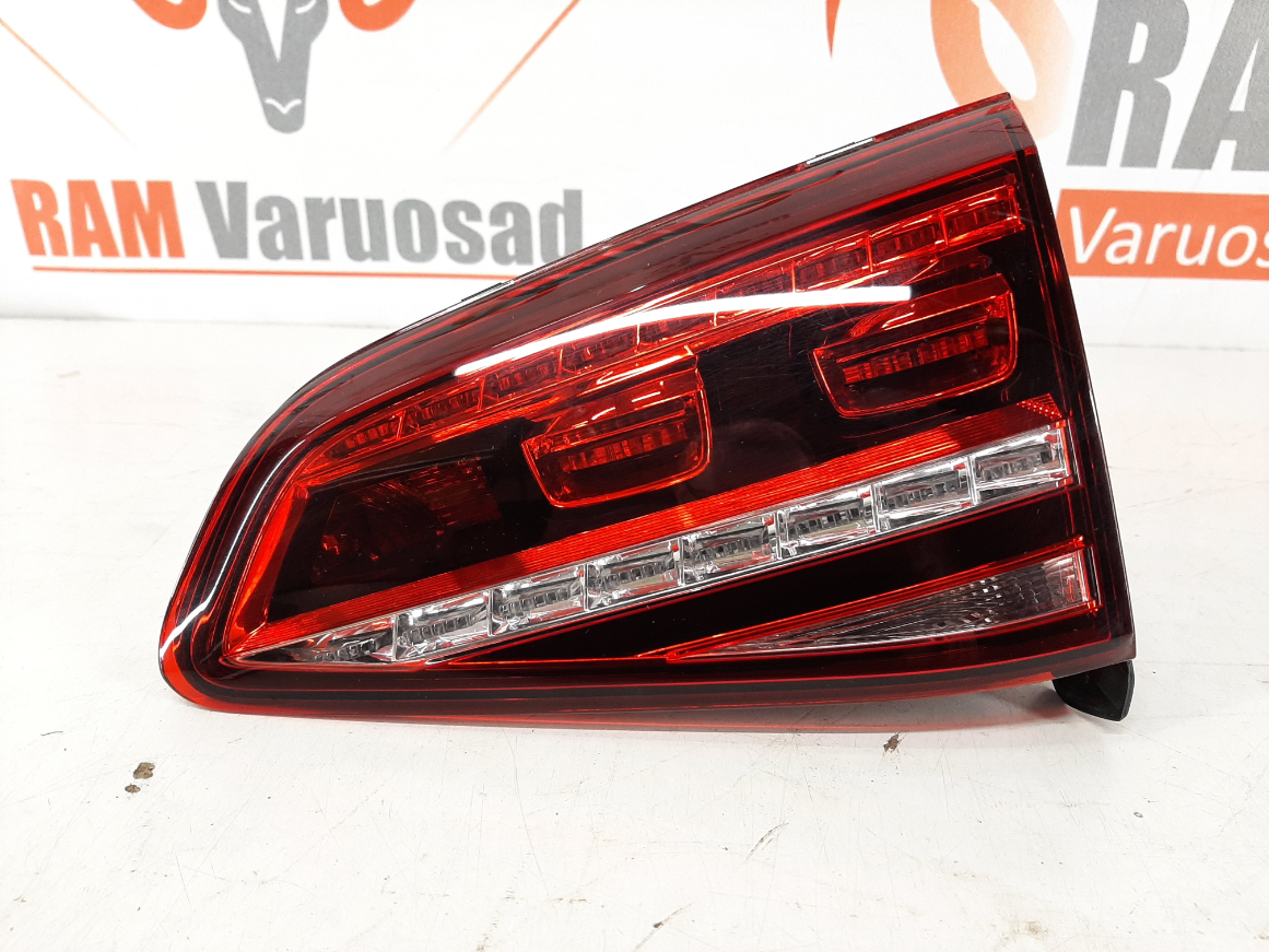 Volkswagen Golf VII taga tuli/ rear light