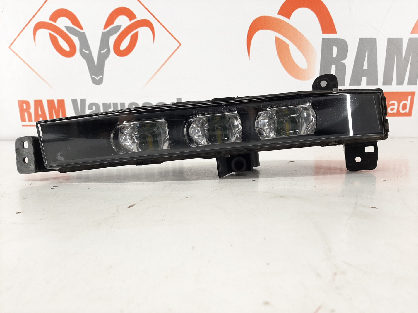 BMW 7 seria G11 udutuli/ fog light