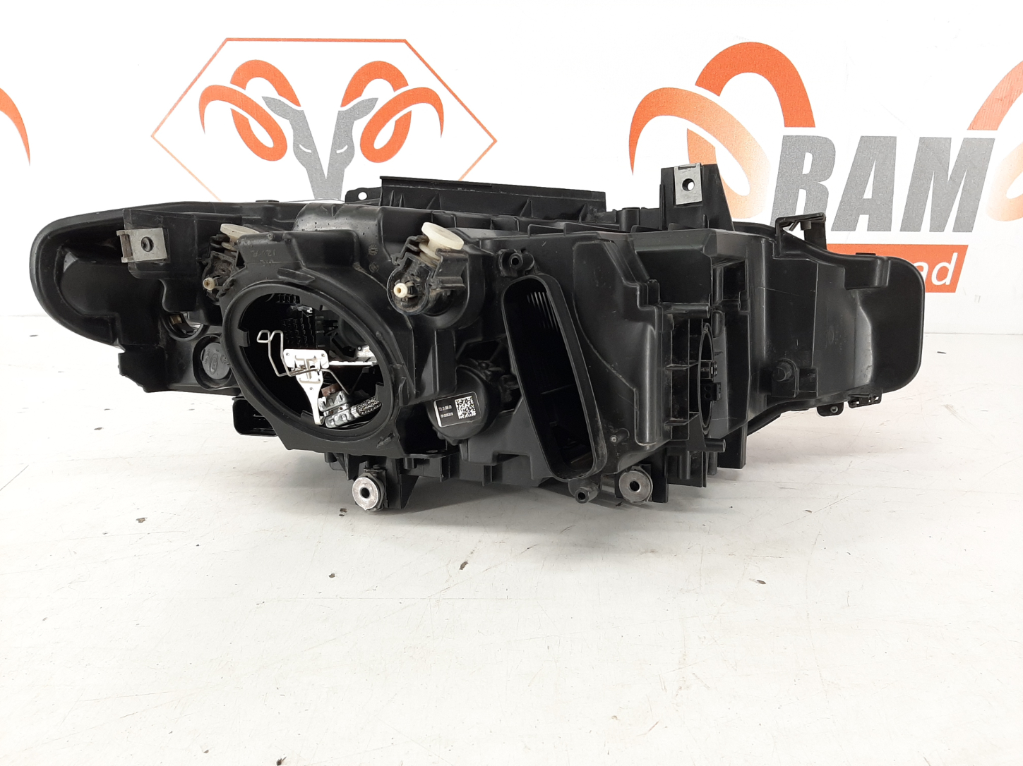 BMW 3 F30 esituli/ headlight - pilt 3