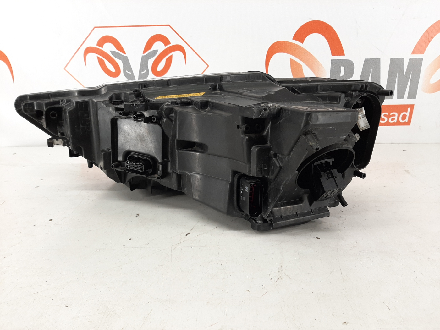 Audi A8 D5 esituli/ headlight Laser - pilt 3