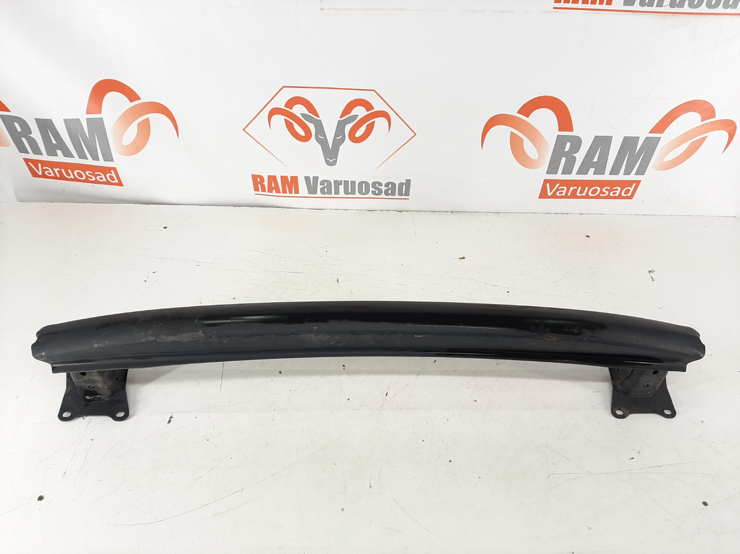 Volkswagen Golf V tagumise kaitseraua tala/rear crash bar