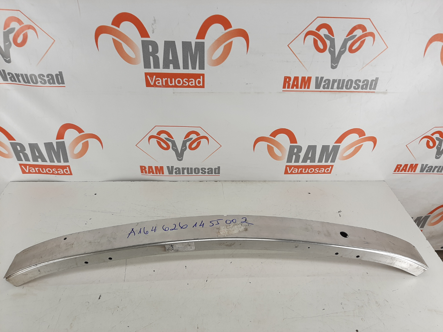 Mercedes ML W164 esi tala/front cash bar