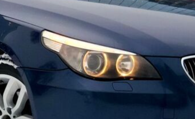 BMW E60 BI-Xenon esituli/headlight