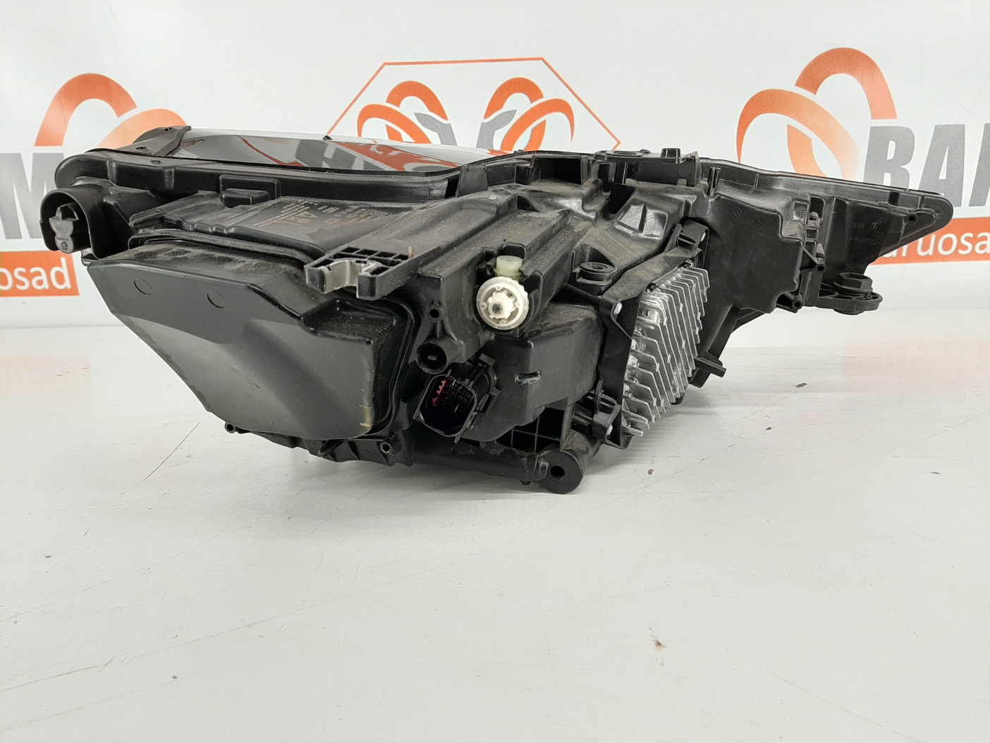 Audi A6 C8 2018- esituli / headlight - pilt 3