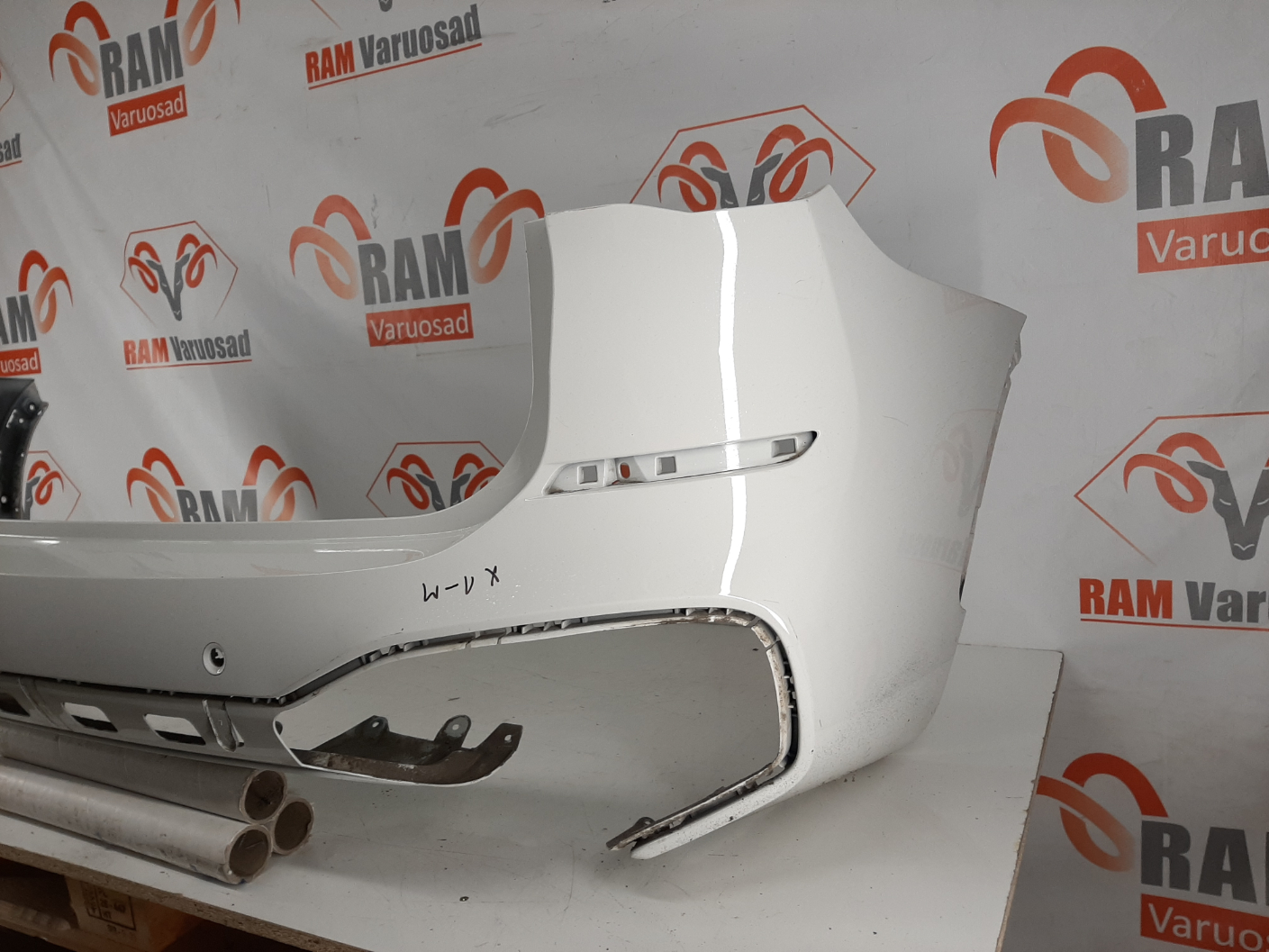BMW X1 F48 M 2015- tagastange / rear bumper - pilt 3