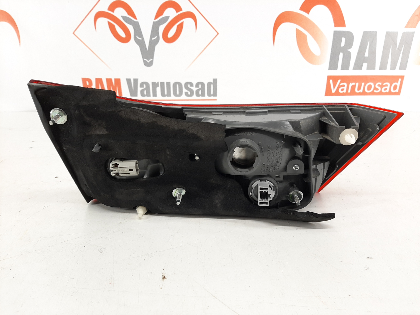 Honda Accord kombi 2008-2012 tagatuli / rear light - pilt 2
