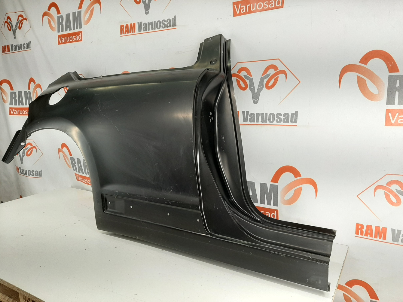 Citroën C4 coupe 2006-2011 tagatiib / rear fender - pilt 3