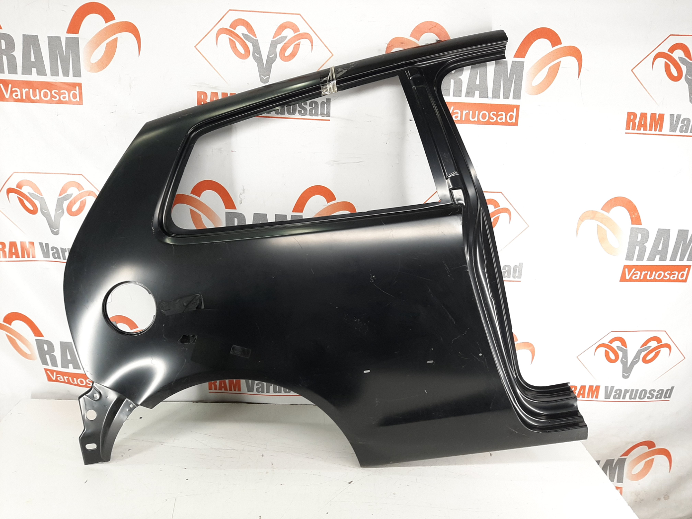 VW Polo IV tagatiib / rear fender