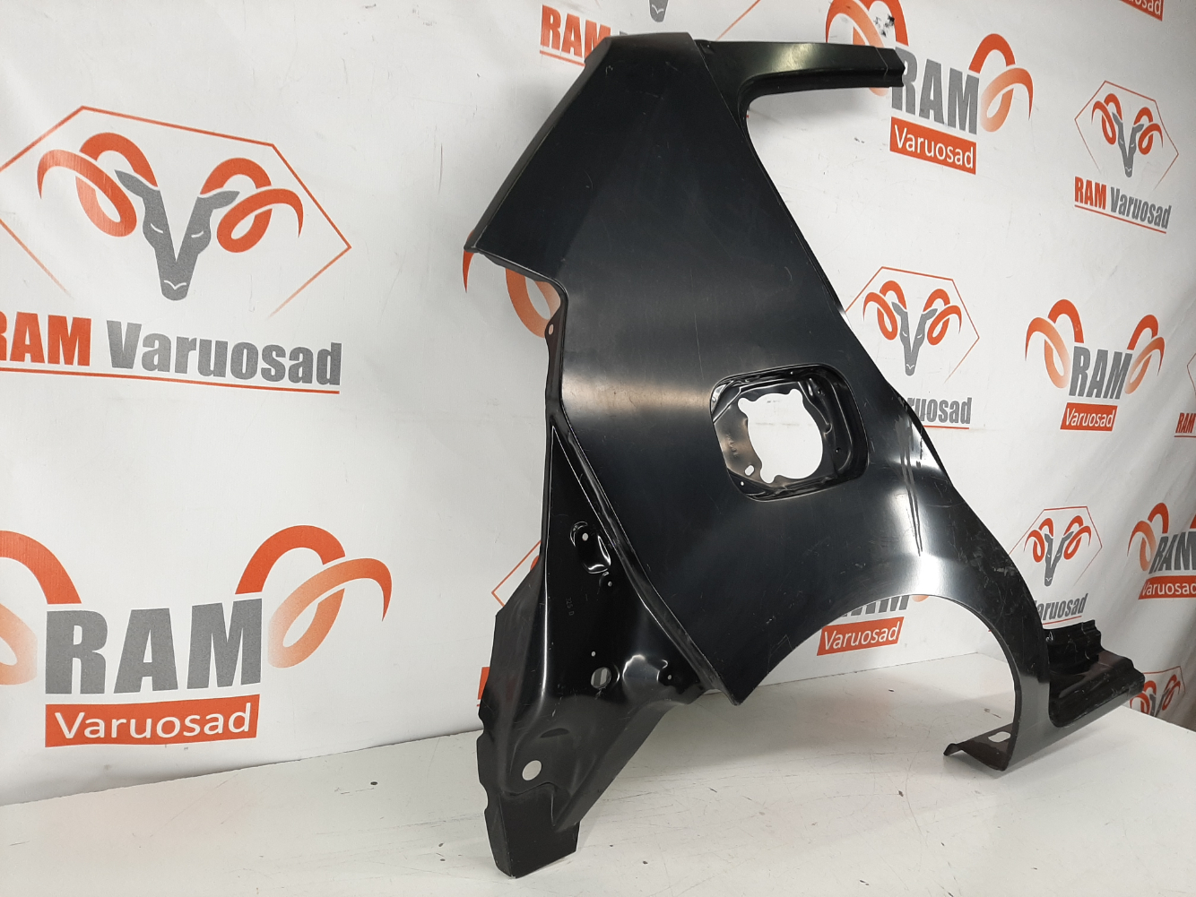 Sandero 2010- tagatiib / rear fender - pilt 2