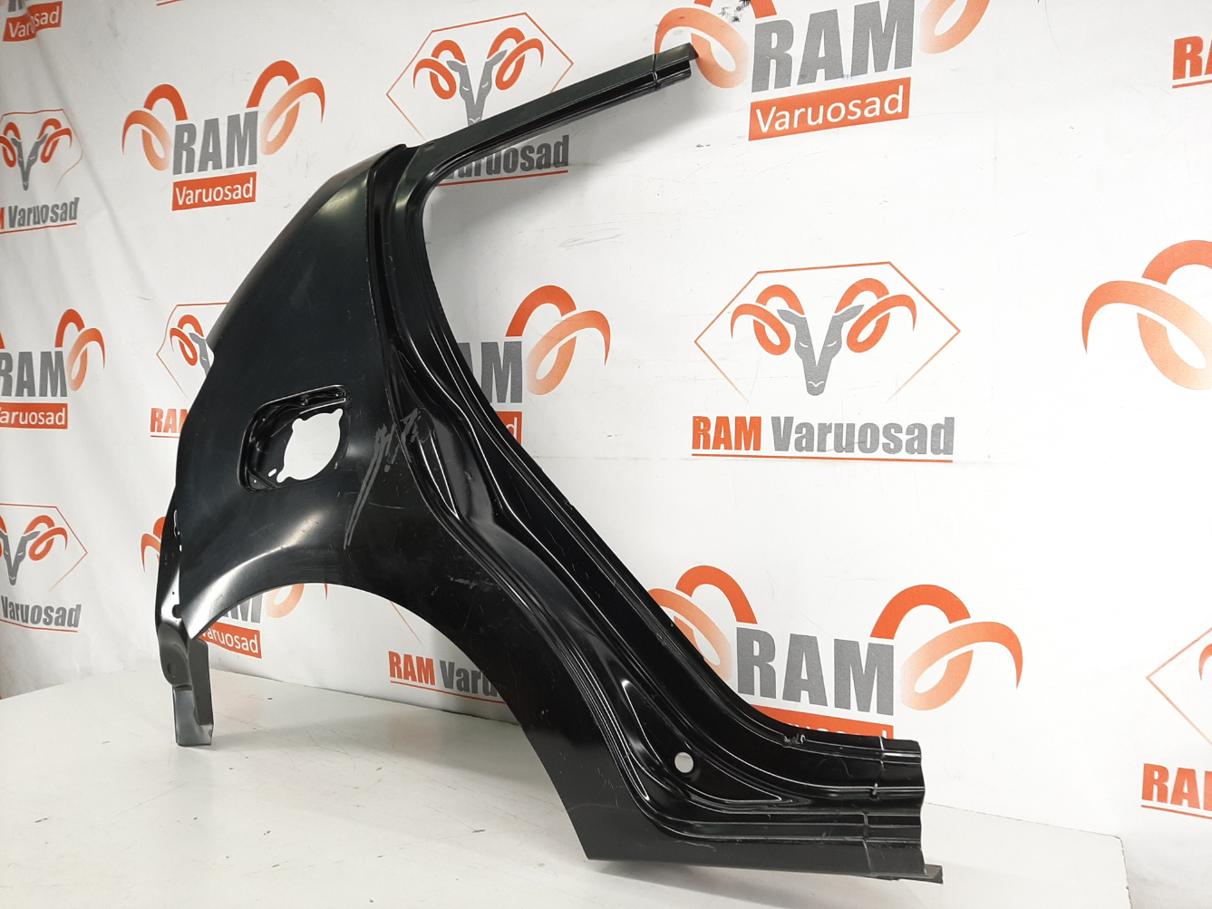 Sandero 2010- tagatiib / rear fender - pilt 3