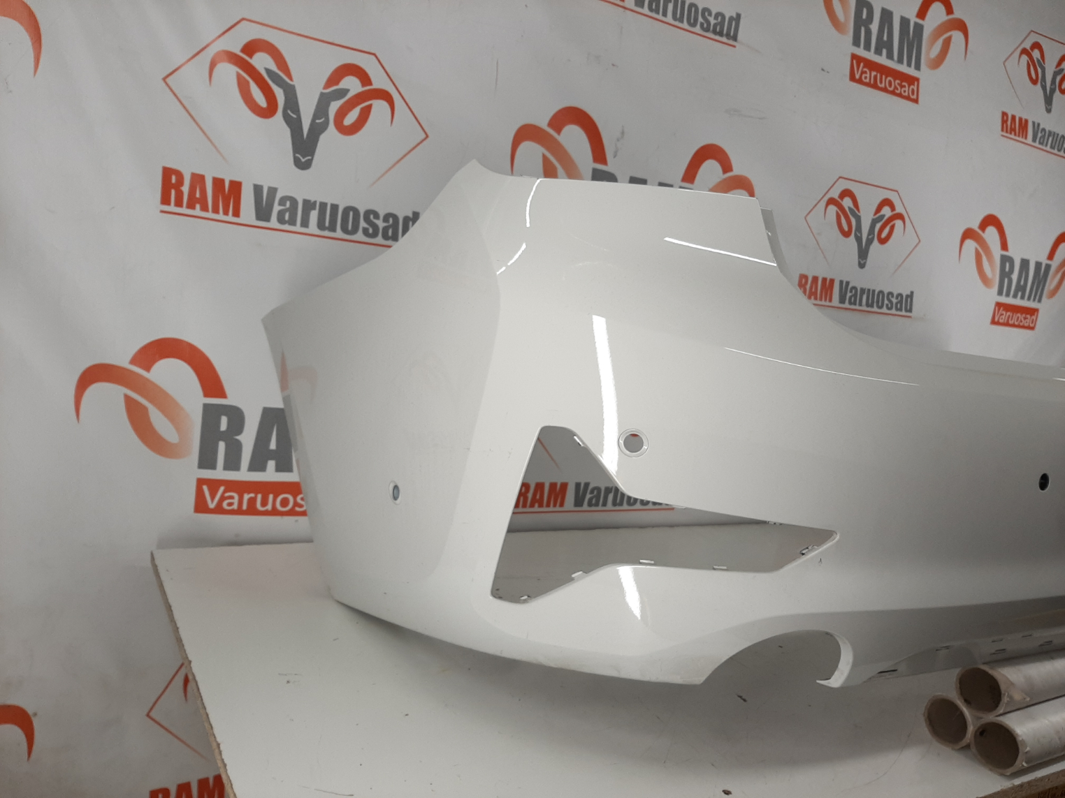 BMW 3 G20 2018- tagastange / rear bumper - pilt 2